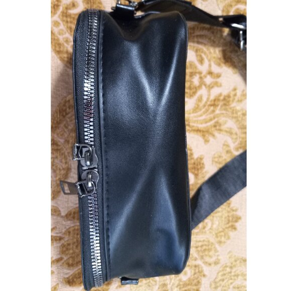 👉LAST CHANCE‼️ Halloween Ready "Keep Kreepy" Skeleton Crossbody Pouch - Picture 6 of 14
